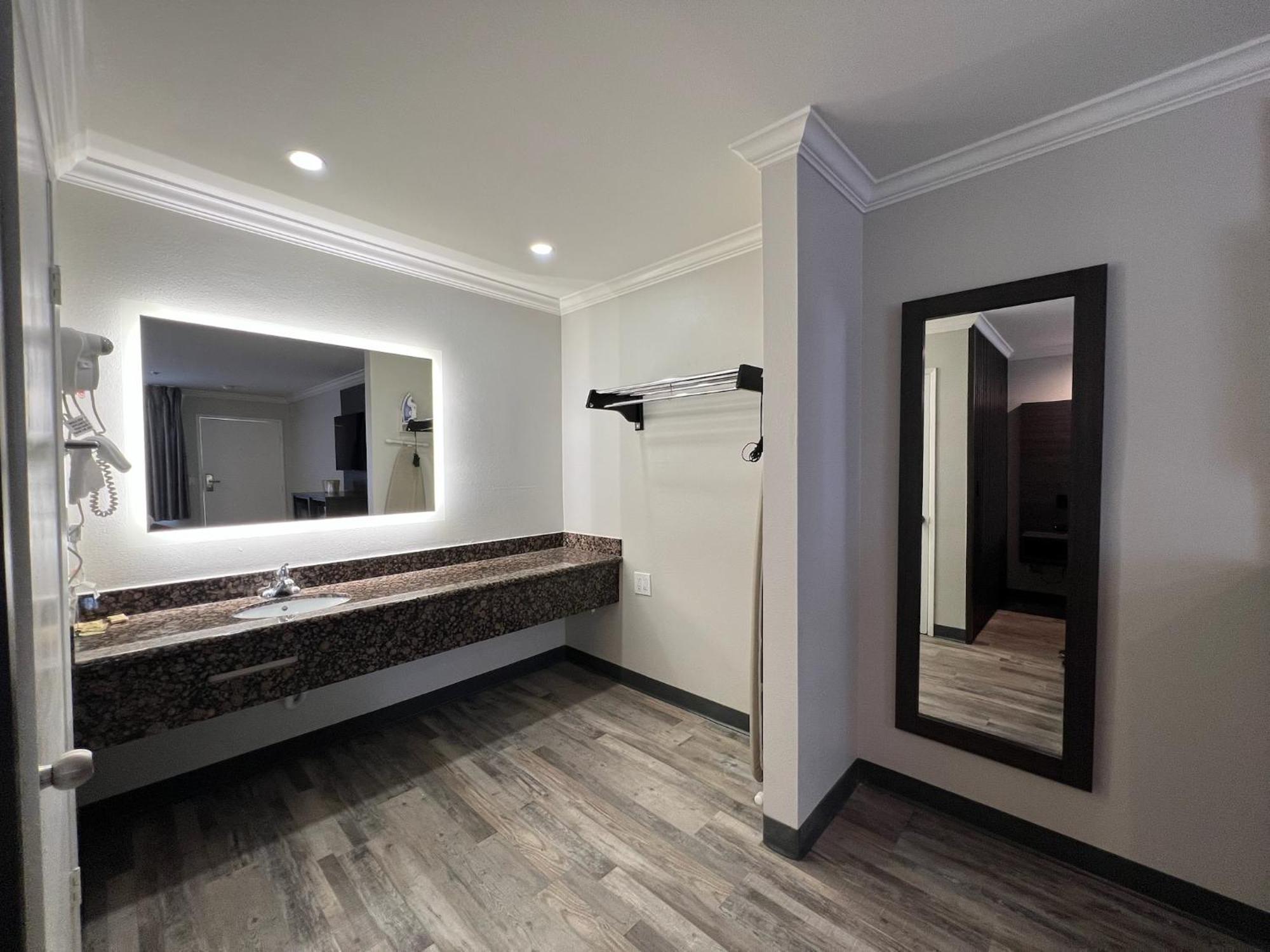 Cloud 9 Inn Lax Инглвуд Экстерьер фото